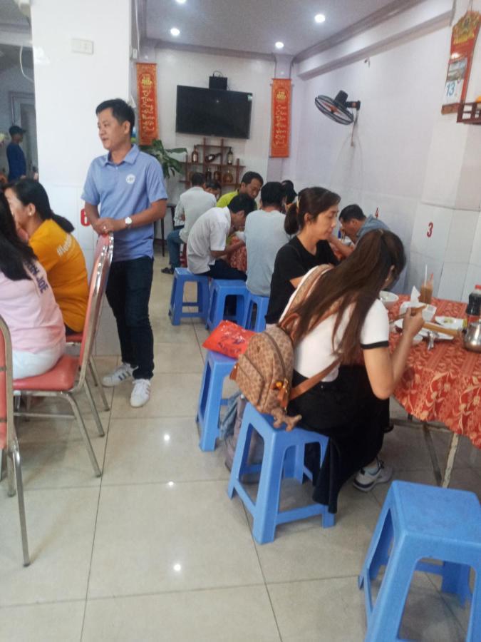 Hotel Khach San Tu Anh HaTien Exteriér fotografie